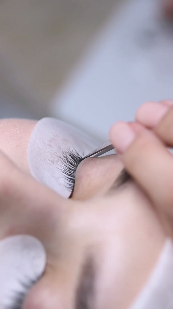 2D Siberian Mink Eyelash Extensions