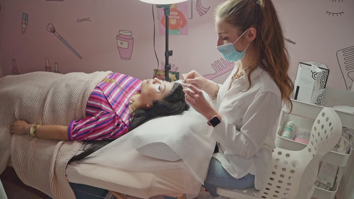 Premium Eyelash Extension Removal - 30 Minutes